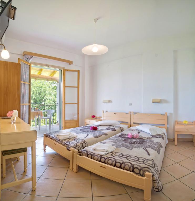 Villa Rebecca อากิออส กอร์ดิออส ภายนอก รูปภาพ